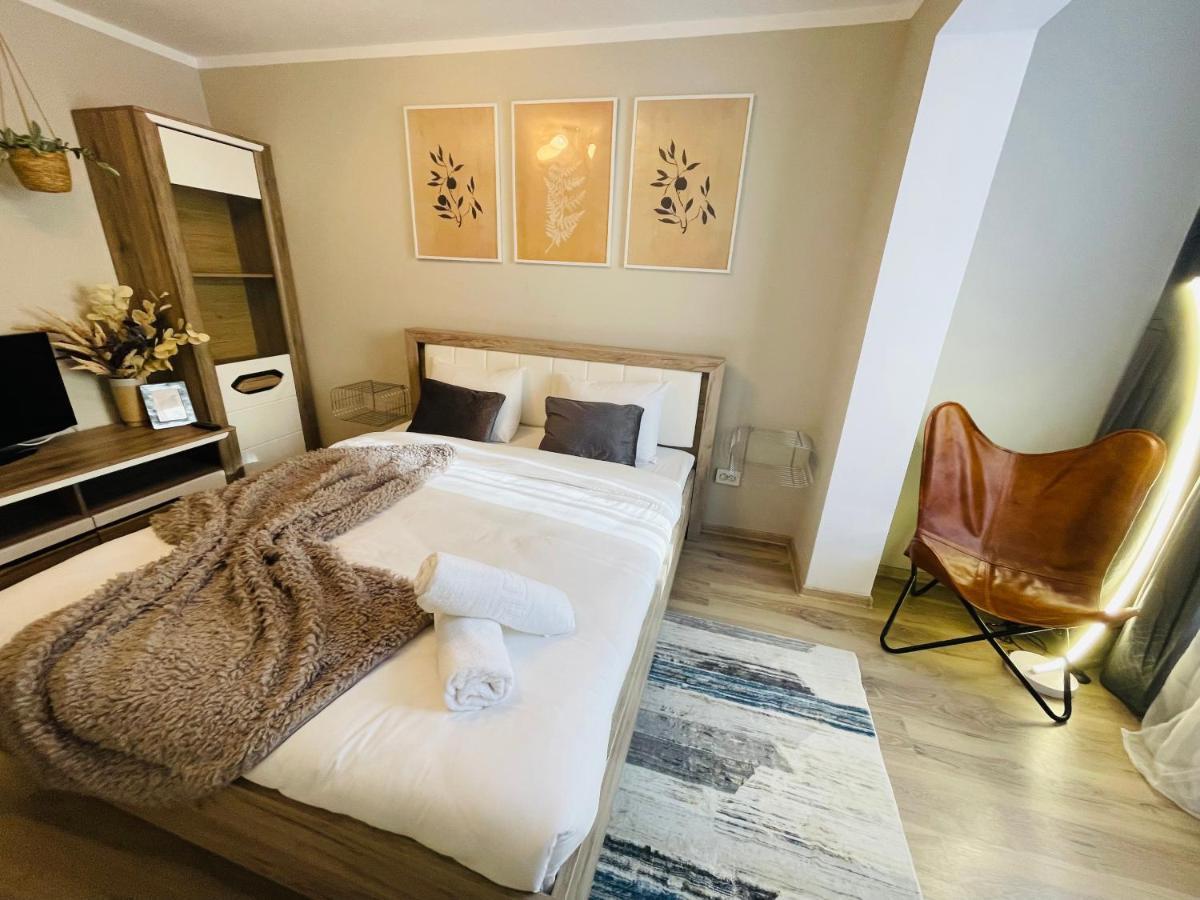 Hygge Place To Stay - Self Check In Nonstop 24H-Wifi Resita Zewnętrze zdjęcie