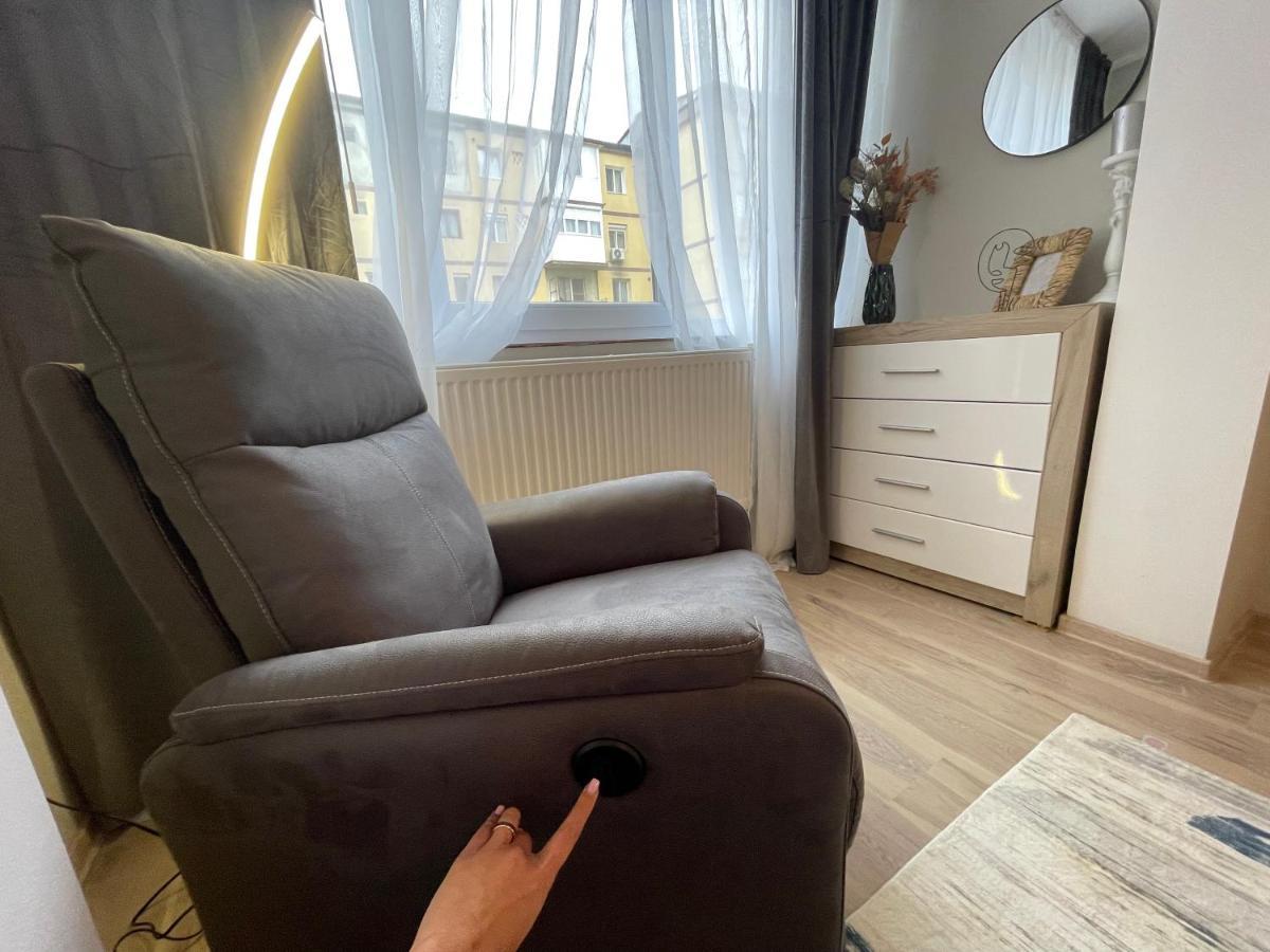 Hygge Place To Stay - Self Check In Nonstop 24H-Wifi Resita Zewnętrze zdjęcie