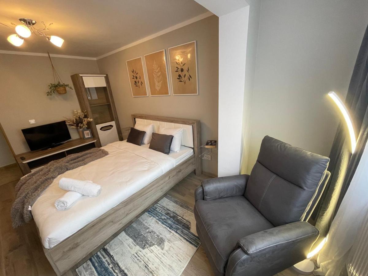 Hygge Place To Stay - Self Check In Nonstop 24H-Wifi Resita Zewnętrze zdjęcie